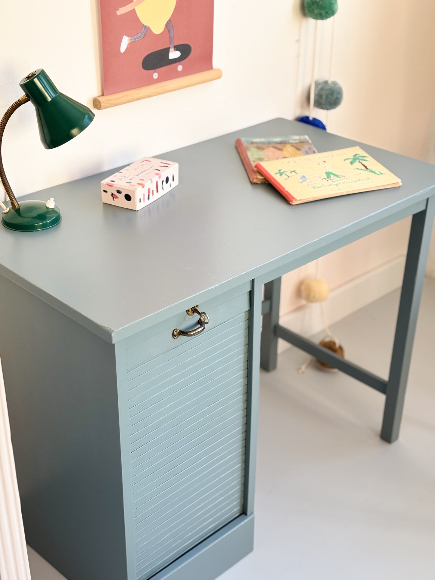 Vintage Schreibtisch für Kinder