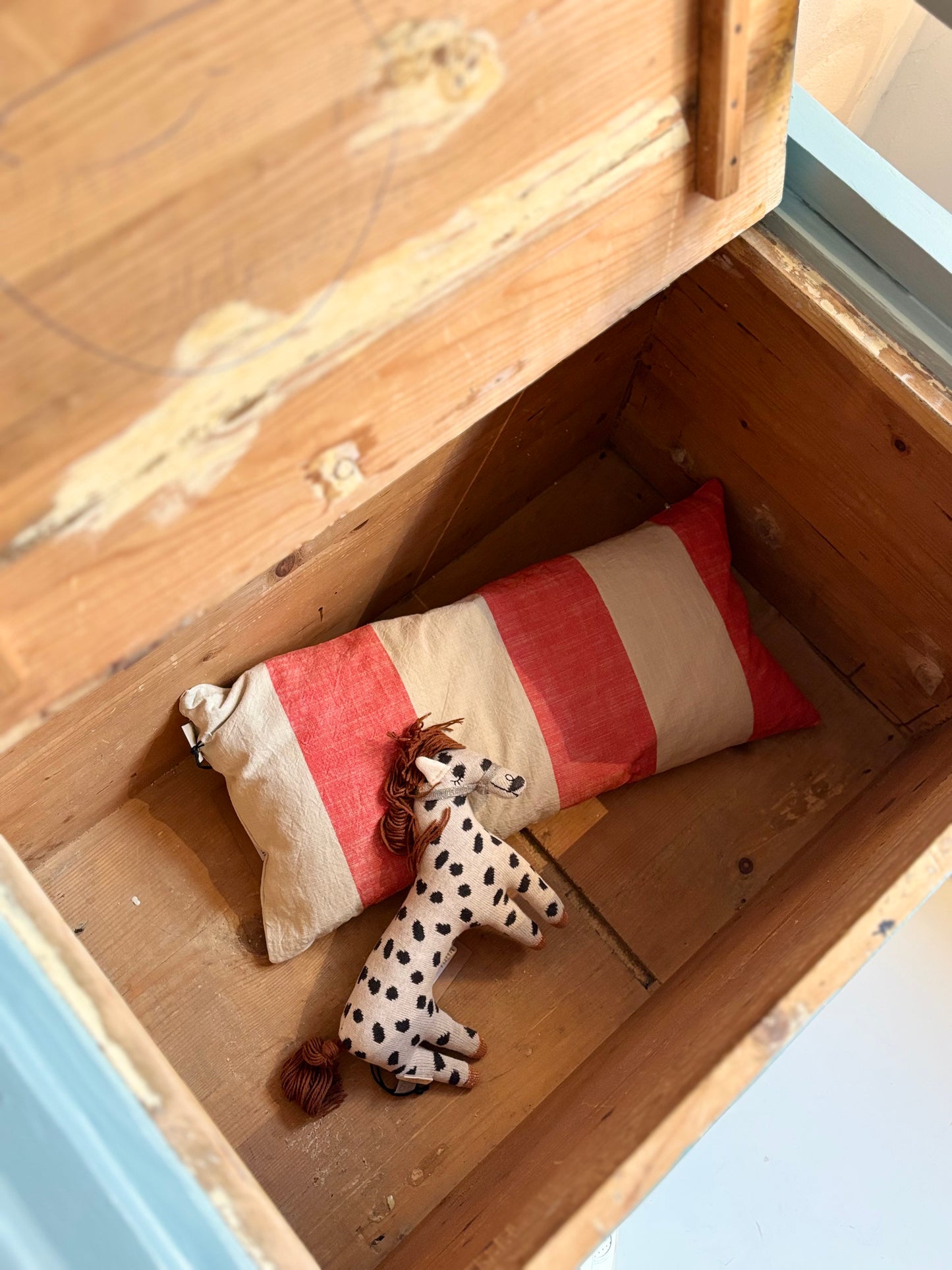 Antike französische Truhenbank