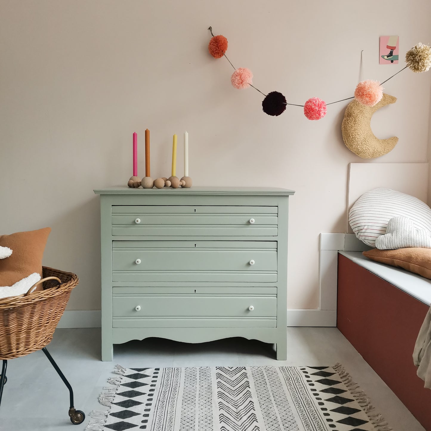antike englische Kommode - blue grey