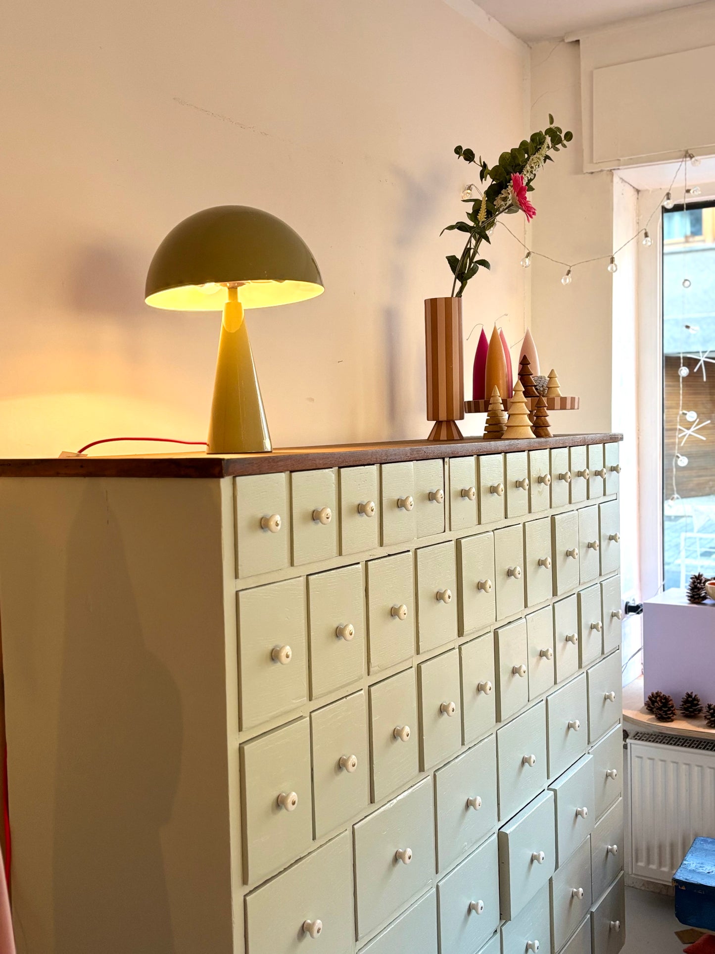 Vintage Apothekerschrank