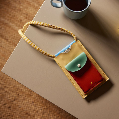 Handytasche • Sandgelb • Wunder der Tiefsee
