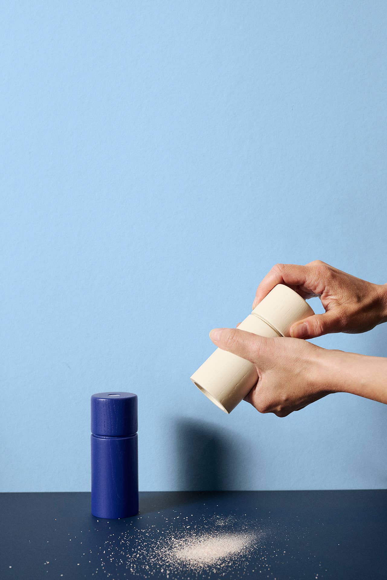 Bergen / Gewürzmühle / Indigo Blue / Esche / 12cm