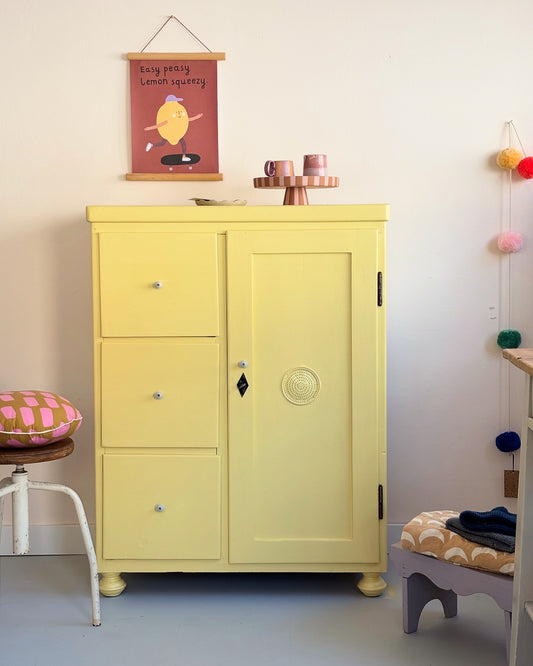antiker Brotschrank -little miss citrona