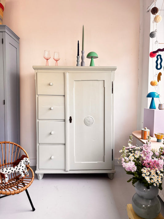 Antiker Brotschrank ~ Sweet minty