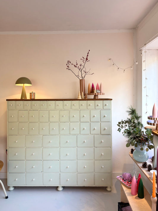 Vintage Apothekerschrank