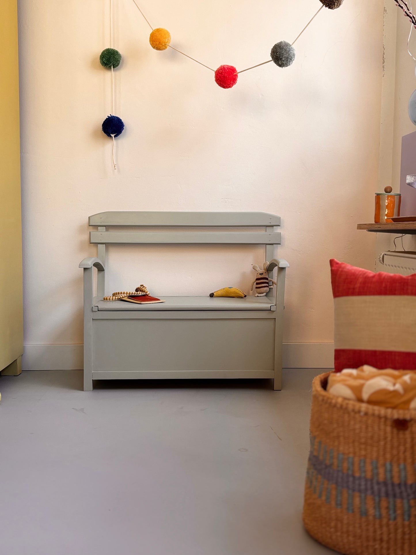 Süße midcentury Truhenbank - Sweet mint