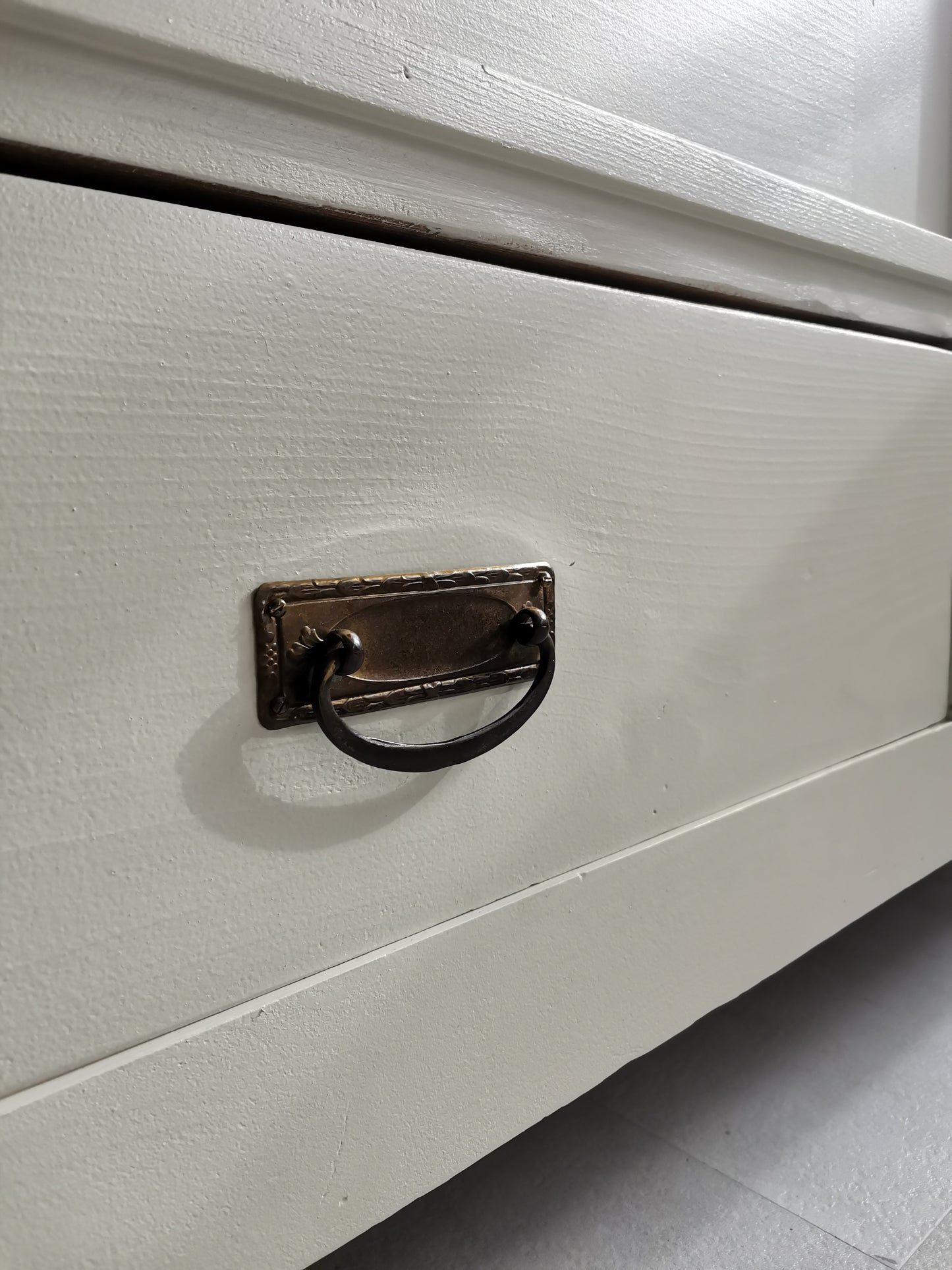 RESERVIERT: Vintage-Steckschrank - shaded white