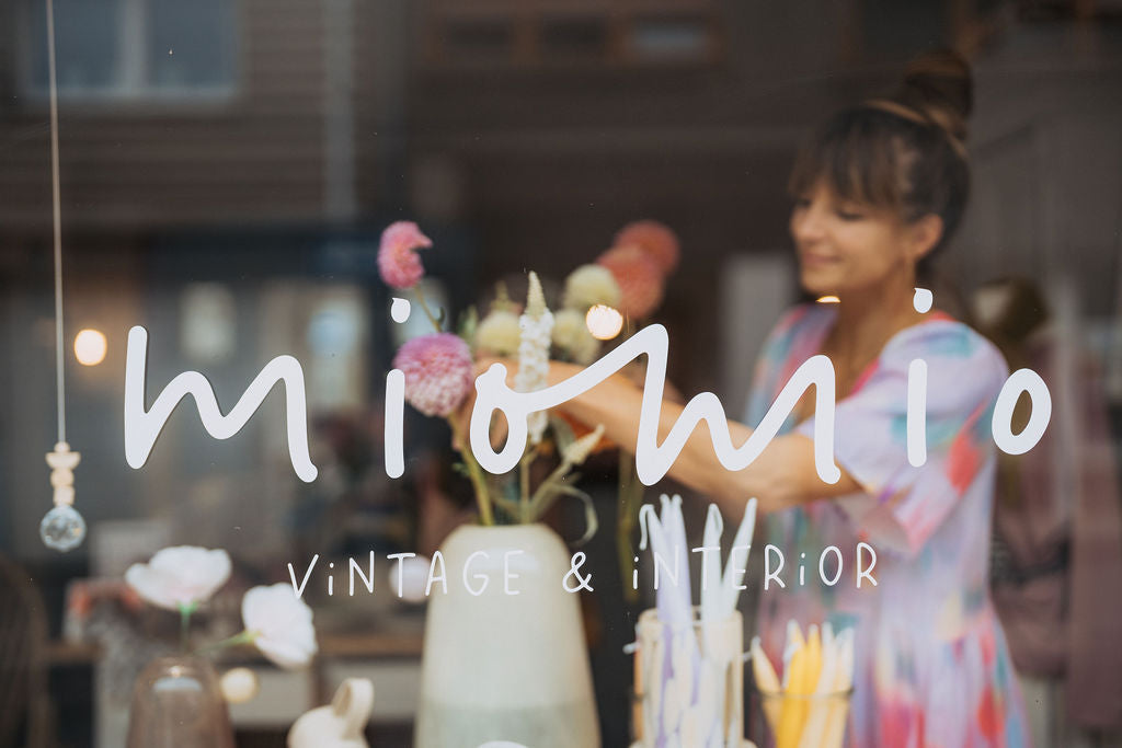 Vintage Möbel Laden