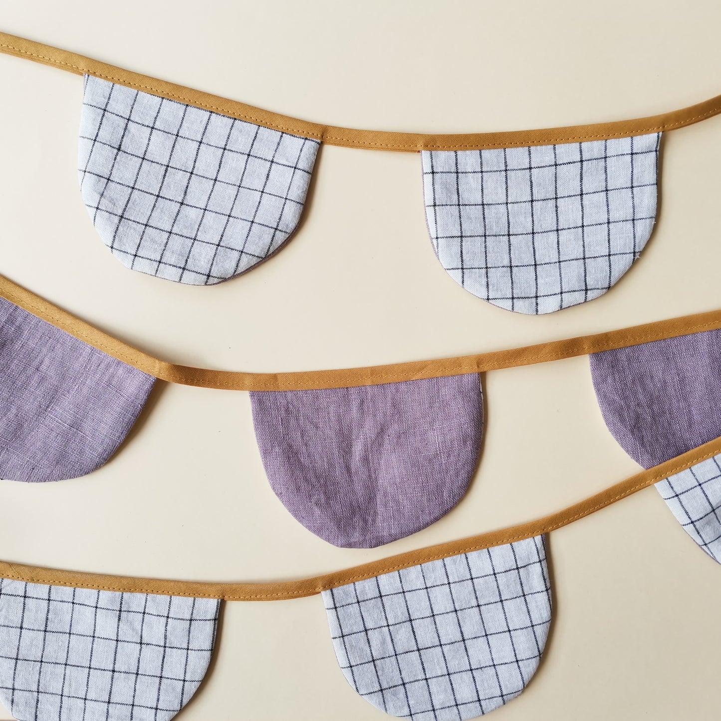 Wimplekette Grid/Lavender